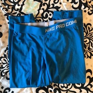 Nike pro combat capris
